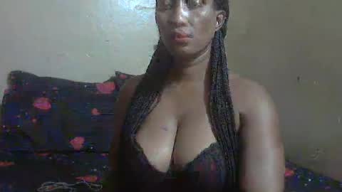 Snapshot of phoenixcandy chatting on 01-25-25, 10:28 phoenixcandy online show from 01-25-25, 10:28