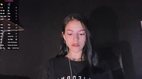 Snapshot of phoenixx_x chatting on 02-02-25, 10:06 phoenixx_x online show from 02-02-25, 10:06