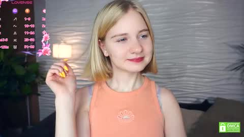 Snapshot of phyllisearney chatting on 11-13-25, 04:11 Hann G. Jones online show from 11-13-25, 04:11