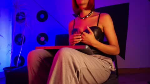    Special Couple Show - WELCOME TO XMAS   5 and 6 December  - 2 at 8 pm COL hour online show from 10-16-25, 03:07