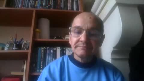 Snapshot of pichoun71 chatting on 01-11-25, 09:04 pichoun71 online show from 01-11-25, 09:04