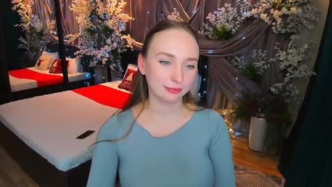 Emelie online show from 01-11-25, 04:25