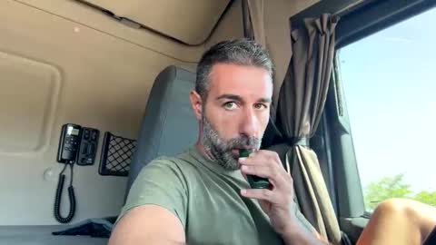 pierotu online show from 09-16-25, 09:10