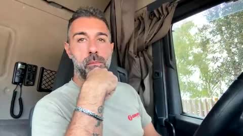 pierotu online show from 09-26-25, 11:58