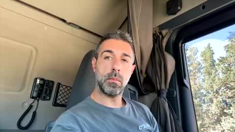 pierotu online show from 10-28-25, 09:57