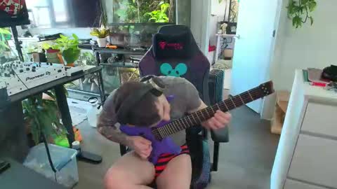 Pierre Fitch online show from 03-02-26, 07:43