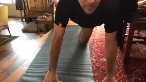 Snapshot of pierrohhh chatting on 11-16-25, 02:00 pierrohhh online show from 11-16-25, 02:00