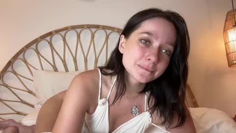 Trisha     online show from 12-11-24, 12:44