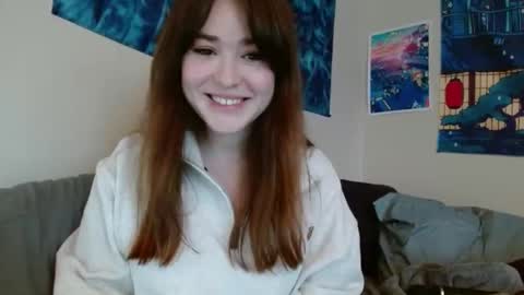 Snapshot of pillogoddess chatting on 01-14-25, 07:43 PilloGoddess online show from 01-14-25, 07:43