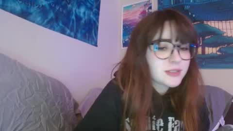 Snapshot of pillogoddess chatting on 03-03-25, 11:44 PilloGoddess online show from 03-03-25, 11:44