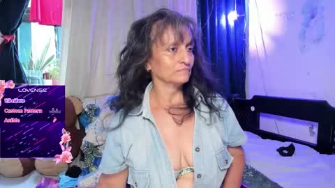 Pilar online show from 10-06-25, 07:33