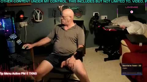 Dave online show from 10-26-25, 05:24