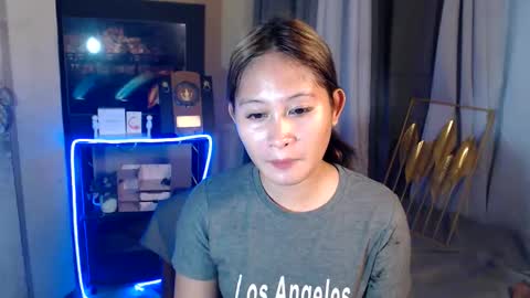 Snapshot of pinay_franca chatting on 03-02-26, 04:36 Ur sexyfranca online show from 03-02-26, 04:36