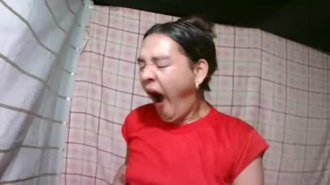 Snapshot of pinay_janella10 chatting on 11-20-25, 07:13 pinay_janella10 online show from 11-20-25, 07:13