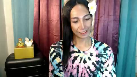 lucyLove online show from 10-14-25, 02:12