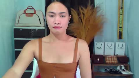 Snapshot of pinaycutie_jilian chatting on 10-09-25, 11:36 jilian online show from 10-09-25, 11:36