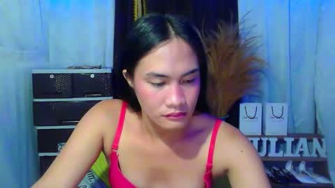 Snapshot of pinaycutie_jilian chatting on 11-21-25, 01:10 jilian online show from 11-21-25, 01:10