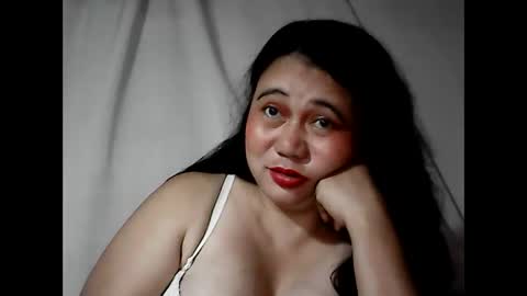 Snapshot of pinaymama12345 chatting on 10-13-25, 10:54 pinaymama12345 online show from 10-13-25, 10:54