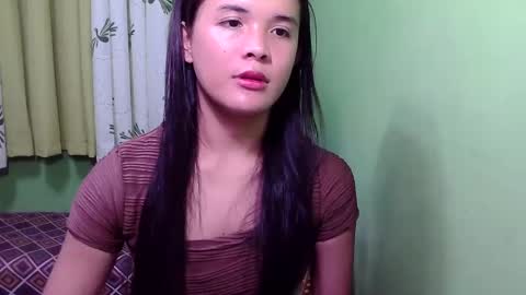 pinaymorena_rhowe online show from 01-07-25, 10:43