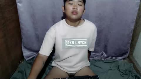 Lyn the Lesbian online show from 01-08-26, 10:12