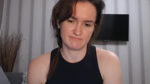       online show from 01-04-25, 03:17