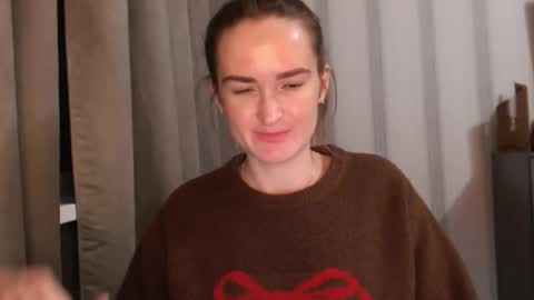       online show from 11-22-25, 08:08