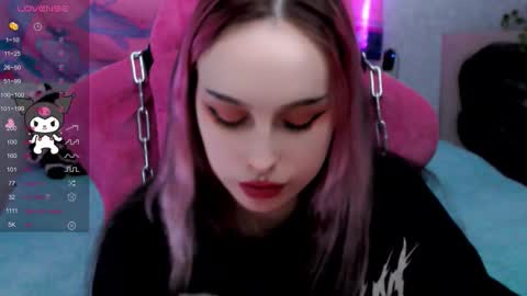 Nancy online show from 11-28-25, 09:06