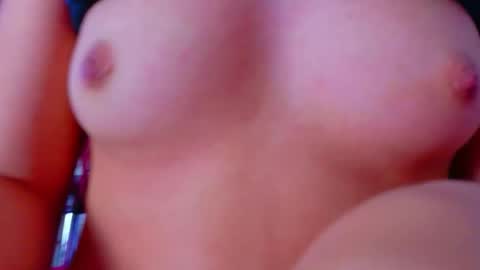 pink_bonnie online show from 09-30-25, 03:28