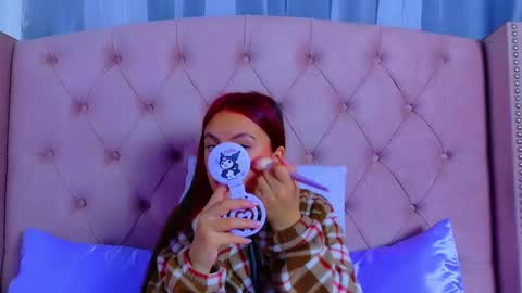 pink_bonnie online show from 10-04-25, 12:25