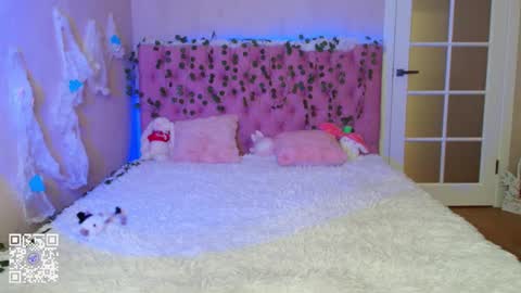 pink_lila18 online show from 02-21-26, 12:44