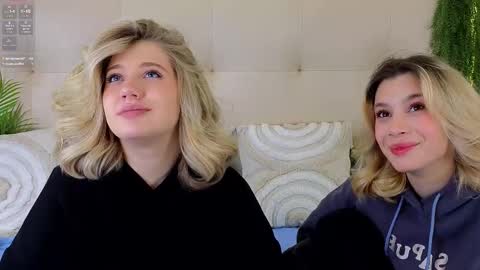 Snapshot of pinkadele chatting on 11-13-25, 09:58 Adele online show from 11-13-25, 09:58