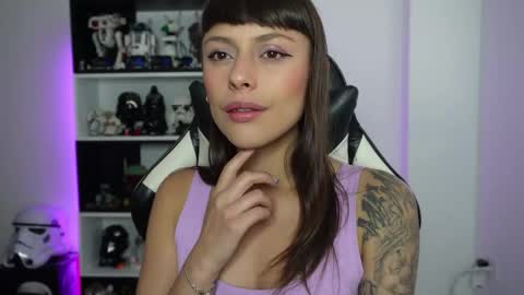 Emily online show from 02-04-26, 05:19