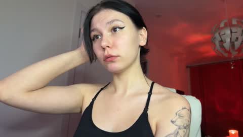 pinkdollylovv online show from 02-02-25, 09:45