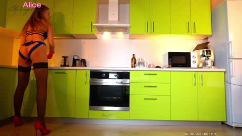 Alice   online show from 12-03-25, 05:11