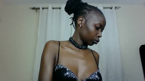 Pinkie online show from 02-21-25, 05:09