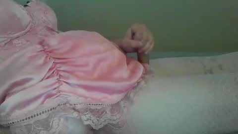 Snapshot of pinkifyme63 chatting on 03-24-26, 09:42 pinkifyme63 online show from 03-24-26, 09:42