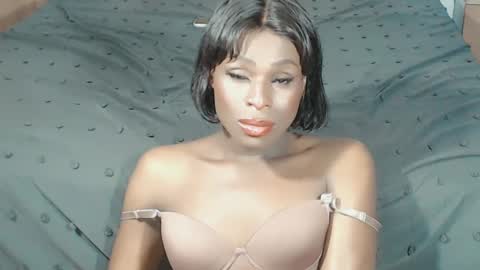 Snapshot of pinkliminof chatting on 03-08-25, 02:51 Pamela Ston online show from 03-08-25, 02:51