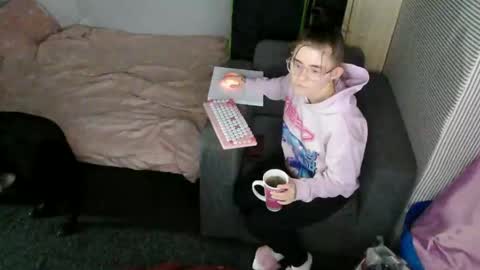 pinkwife97 online show from 11-19-25, 03:12