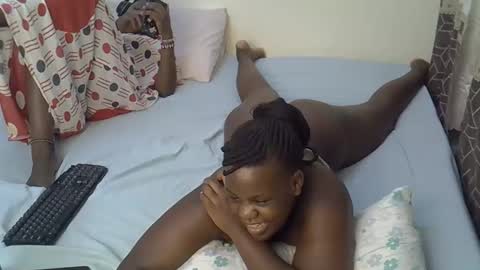 pinky online show from 10-16-25, 07:48