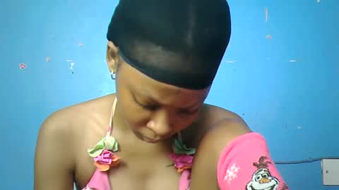 Snapshot of pinky_lov chatting on 11-19-25, 06:46 pinky_lov online show from 11-19-25, 06:46