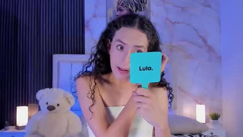 Snapshot of pinky_peach_ chatting on 10-04-25, 03:37 Peachy online show from 10-04-25, 03:37