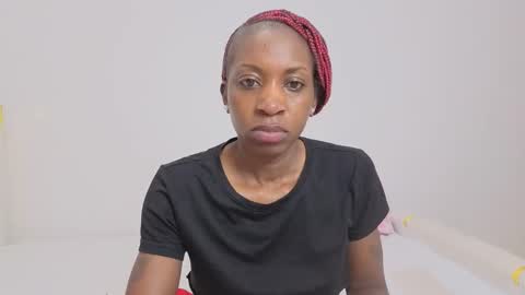 Snapshot of pinky_winky2 chatting on 09-23-25, 03:42 pinky_winky2 online show from 09-23-25, 03:42