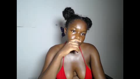 pinkykiki_247 online show from 11-25-25, 09:04