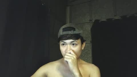 Snapshot of pinoy_petitehugecock chatting on 09-28-25, 07:41 alex online show from 09-28-25, 07:41