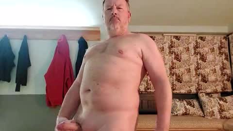 Snapshot of piphwyl chatting on 02-12-26, 12:05 piphwyl online show from 02-12-26, 12:05