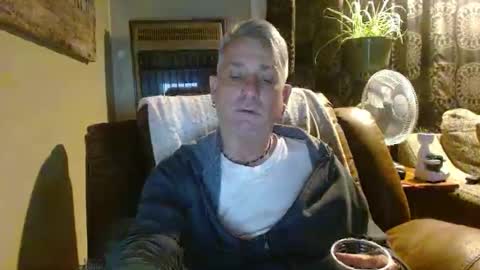 pirate334 online show from 01-18-25, 01:19