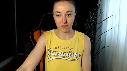 piscesgirl06 online show from 10-13-25, 04:56