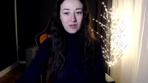 piscesgirl06 online show from 01-08-26, 05:43