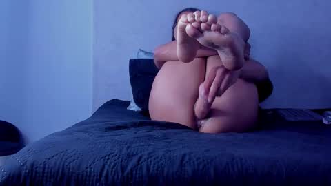 pitufa__ online show from 02-13-26, 09:00