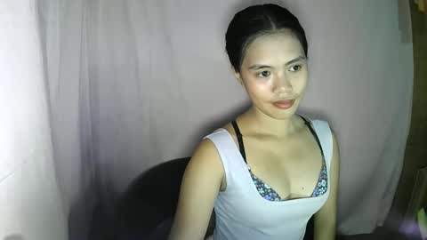 Snapshot of pixie_naughtyx chatting on 09-24-25, 07:12 pixie online show from 09-24-25, 07:12